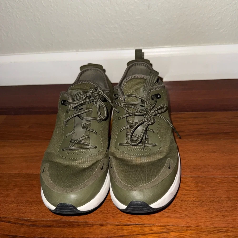 Nike Air Max Dia Olive Green Sneakers | Women’s Size [7]